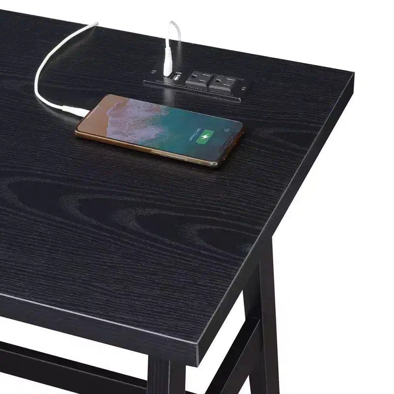 Bureau tréteau Designs2Go avec station de recharge et étagères - Breighton Home