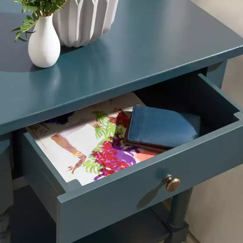 Table de chevet Tami avec tiroir de rangement - AMH6604 - Safavieh Couture