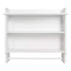Étagère murale flottante contemporaine Redmon pour montage mural et au plafond en bois peint avec porte-serviettes, assemblage facile et étagère centrale réglable, blanc