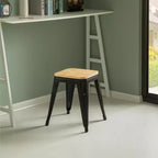 Tabouret de bar décoratif Vintiquewise pour l'intérieur et l'extérieur, en bois marron et métal noir.