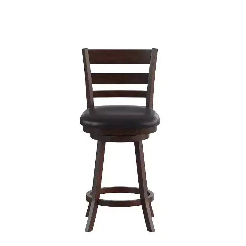 Tabouret de comptoir pivotant classique Merrick Lane 24" en bois à dossier échelle, avec assise rembourrée et repose-pieds intégré
