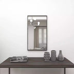 Miroir mural rectangulaire contemporain en bois avec cadre fin et minimaliste - Olivia & May