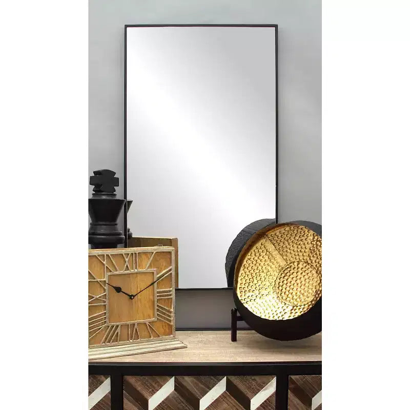 Miroir mural rectangulaire contemporain en bois avec cadre fin et minimaliste - Olivia & May