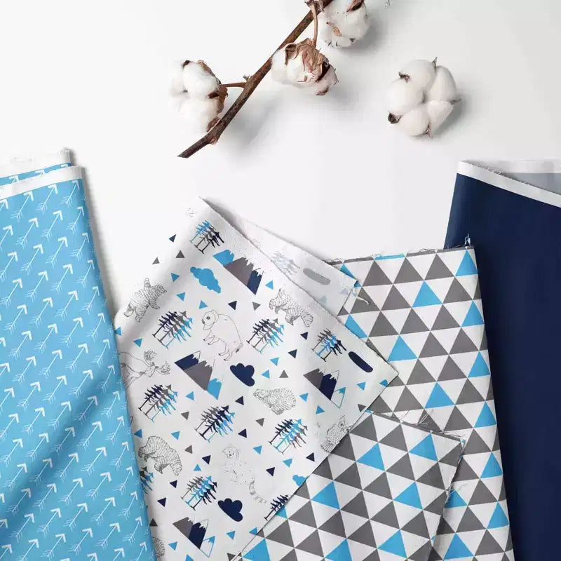 Bacati - Panier à linge pour garçons Woodlands Aqua/Navy/Gray avec cadre en bois
