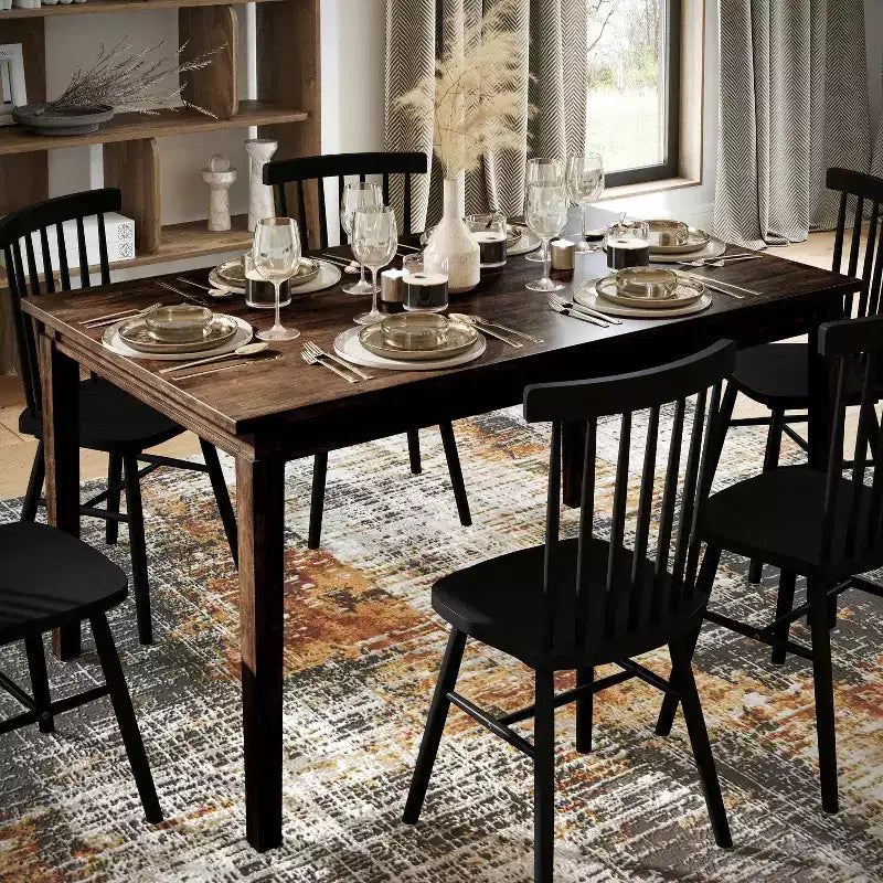Table à manger en bois Merrick Lane avec pieds fuselés