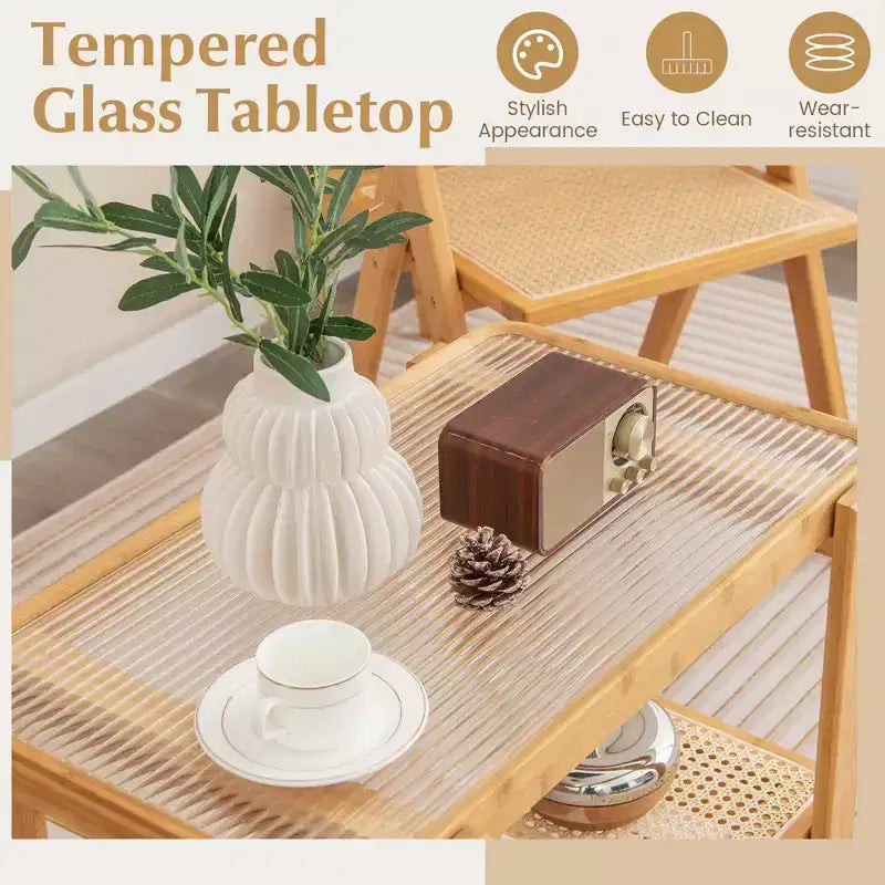 Costway Table d'appoint en bambou avec étagère en rotin Table de chevet en verre Petite table de bout de canapé