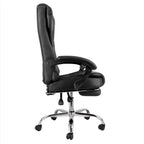 Chaise de bureau Elama en similicuir noir à dossier haut réglable avec repose-pieds réglable