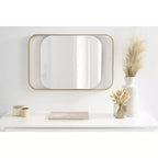 Miroir rectangulaire en métal Kate and Laurel Kellom, 20x30, doré