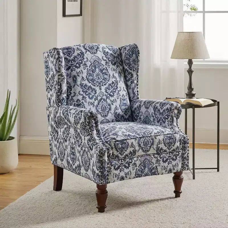Fauteuil Theodor avec pieds fuseaux pour salon et chambre à coucher | ART OF LIVING DESIGNS