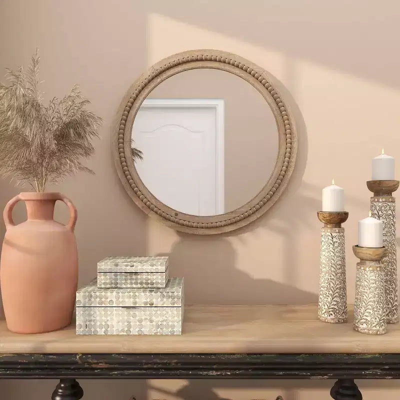 Miroir mural en bois vieilli avec perles décoratives - Olivia & May