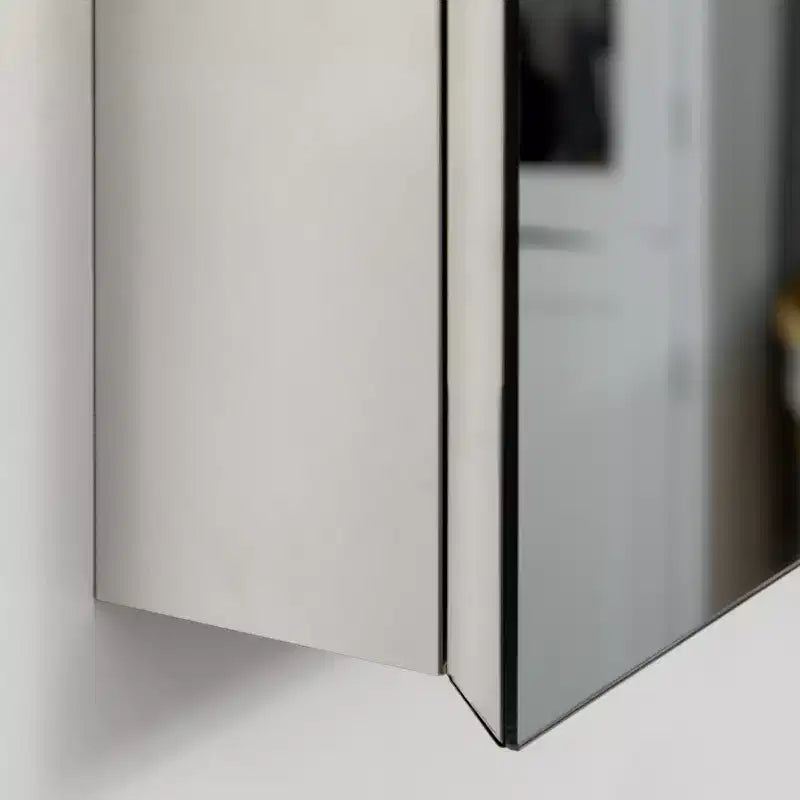kleankin Armoire de salle de bain murale avec porte à charnière et étagères de rangement pour le salon et la buanderie, couleur argent