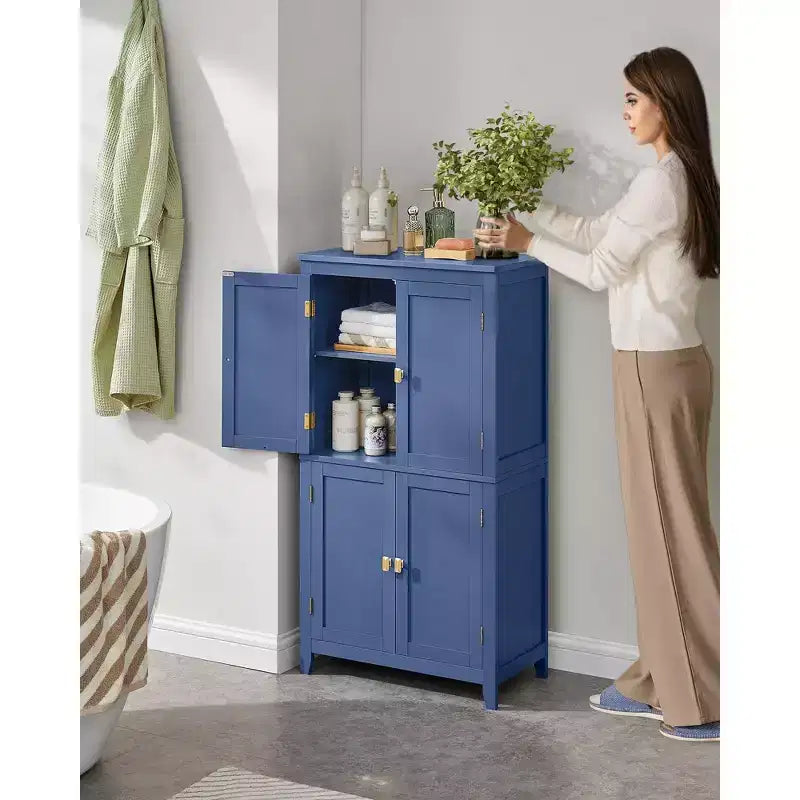 Meuble de rangement de salle de bain avec 4 portes et étagères réglables, unité de rangement autoportante, 30 x 60 x 110 cm