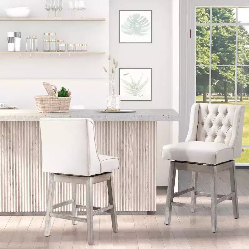 Lot de 2 tabourets de bar HOMCOM hauteur comptoir, tabouret d'îlot de cuisine pivotant à 180 degrés, hauteur d'assise 68,5 cm avec repose-pieds en bois et design capitonné