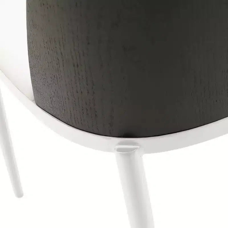 LeisureMod Tule Chaise de Salle à Manger Moderne avec Assise en Cuir PU, Velours ou Daim et Cadre en Acier Blanc - Cuisine, Salle à Manger, Maison, Café, Sièges