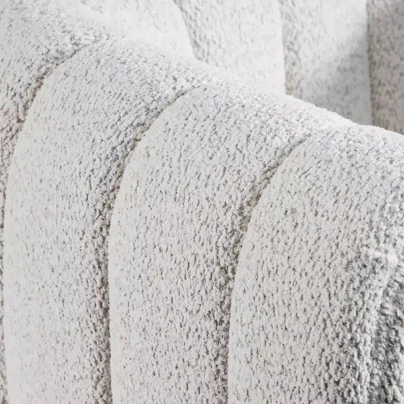 HOMES: Inside + Out Fauteuil d'appoint Rainmist Glam en tissu bouclé à capitonnage en lignes