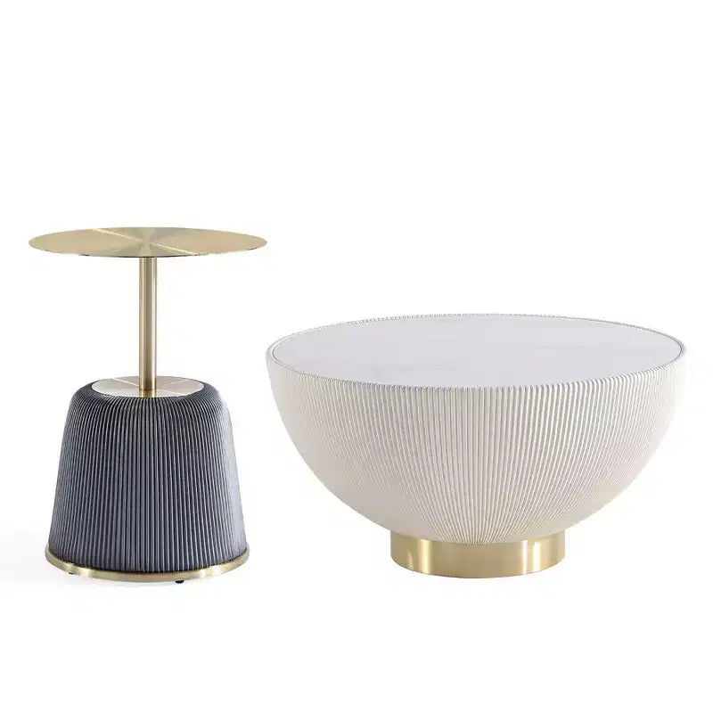 Manhattan Comfort Ensemble de 2 tables basses et tables d'appoint Anderson en similicuir avec plateau en métal