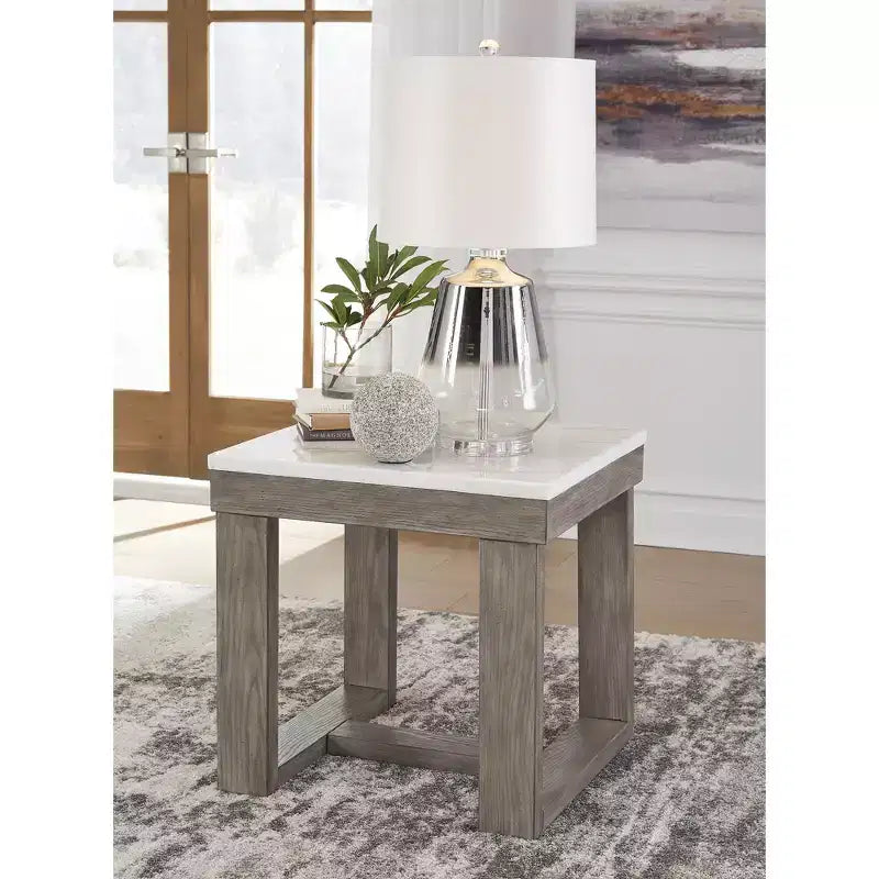 Table d'appoint décontractée Loyaska de Signature Design by Ashley avec plateau en marbre blanc, marbre marron clair et blanc