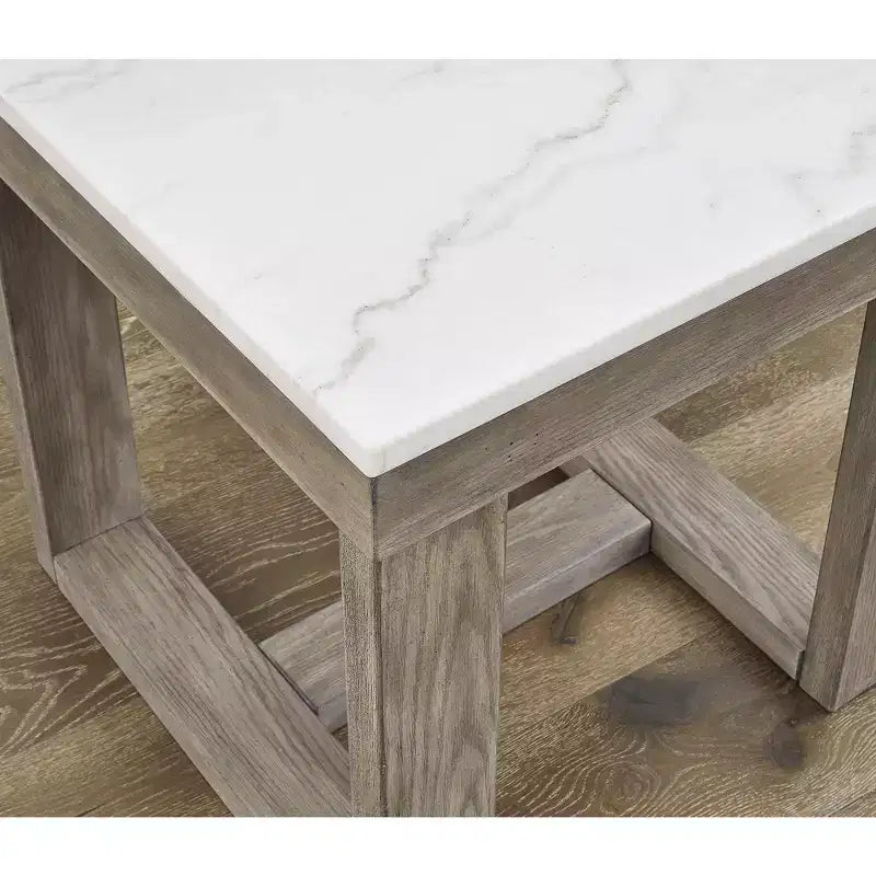 Table d'appoint décontractée Loyaska de Signature Design by Ashley avec plateau en marbre blanc, marbre marron clair et blanc
