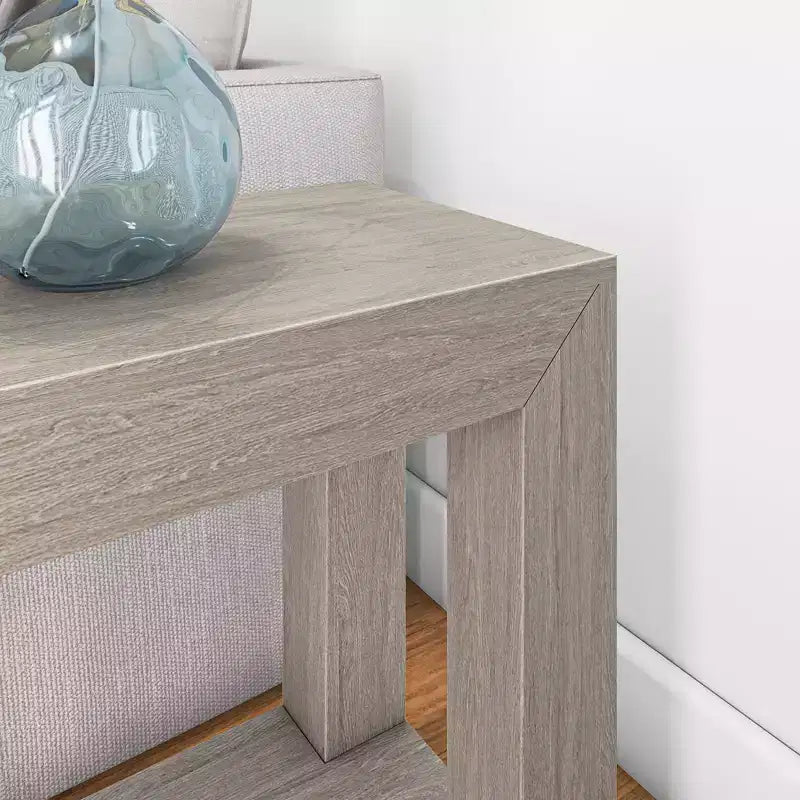 Table d'appoint rectangulaire moderne Plank+Beam avec étagère, 25 po, Table en bois massif avec rangement