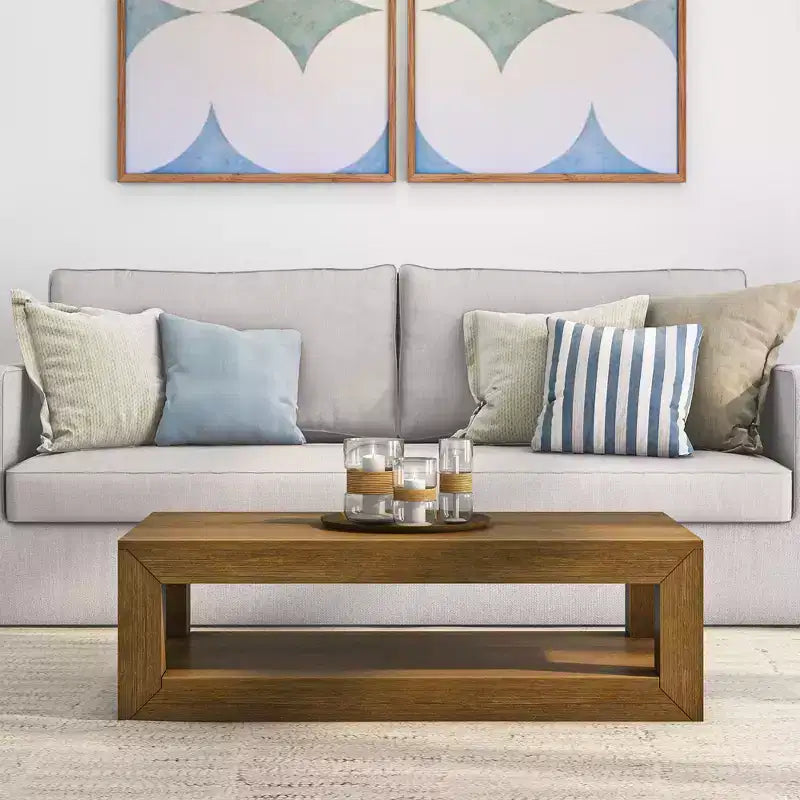 Table basse rectangulaire moderne Plank+Beam 48 avec étagère, table en bois massif avec rangement