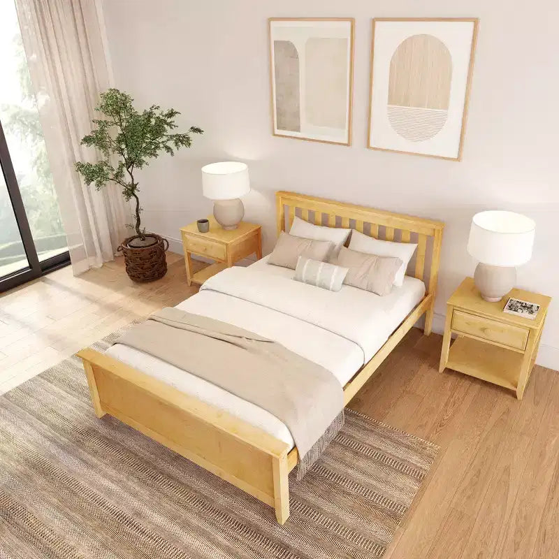 Cadre de lit double classique en bois massif Plank+Beam avec tête de lit pour adultes