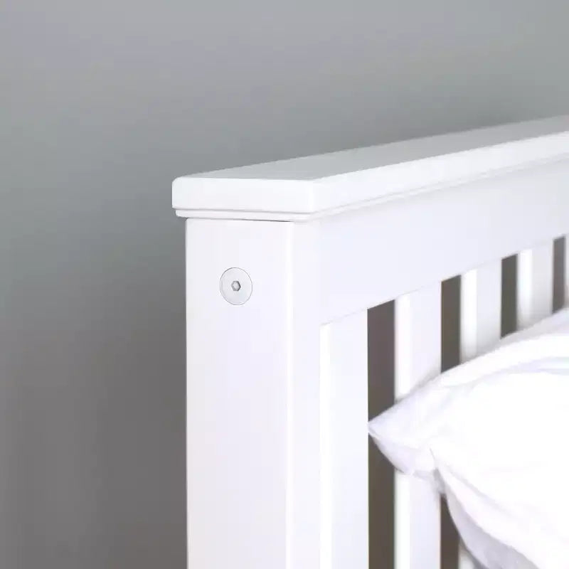 Cadre de lit double classique en bois massif Plank+Beam avec tête de lit pour adultes