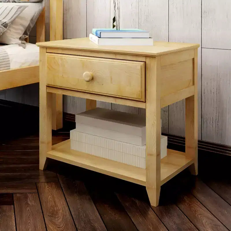 Table de chevet en bois massif Plank+Beam avec tiroir de rangement et étagère