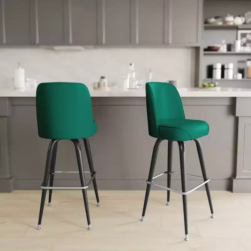 Tabouret de bar Emma et Oliver en métal avec siège baquet pivotant
