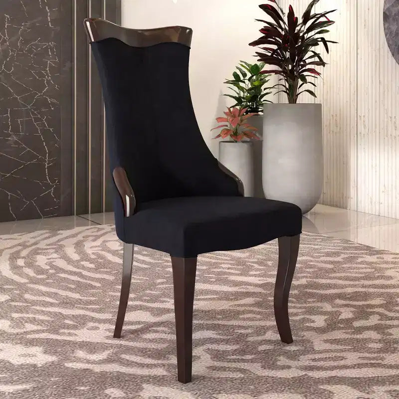 LeisureMod Urbane Collection Chaise de salle à manger à dossier haut – Assise en cuir ou velours et cadre en bois d'hévéa, cuisine moderne, salle à manger