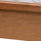 Lit plate-forme queen size Baxton Studio Blossom classique et traditionnel en bois de noyer cendré et rotin