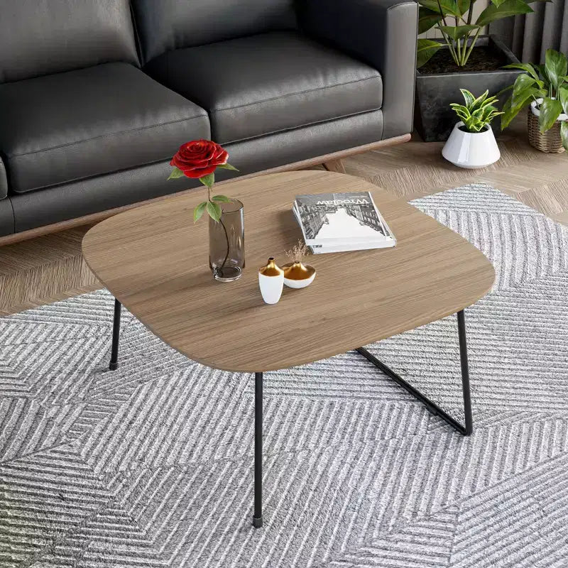 LeisureMod Pembroke Mid-Century Modern Square Coffee Table with Wood Top and Powder-Coated Iron Frame, Natural Wood
