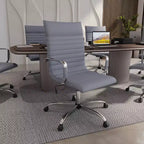 Fauteuil de bureau LeisureMod Harris - Cuir côtelé avec structure en métal chromé - Chaise de bureau moderne pivotante et inclinable