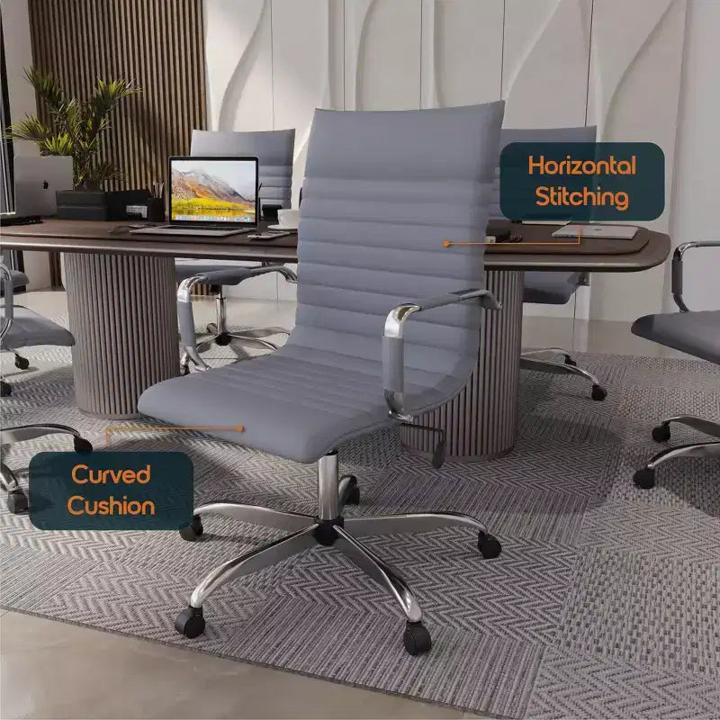 Fauteuil de bureau LeisureMod Harris - Cuir côtelé avec structure en métal chromé - Chaise de bureau moderne pivotante et inclinable