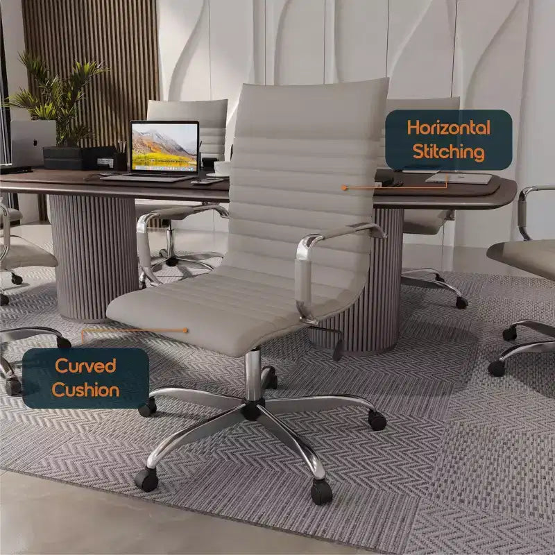 Fauteuil de bureau LeisureMod Harris - Cuir côtelé avec structure en métal chromé - Chaise de bureau moderne pivotante et inclinable