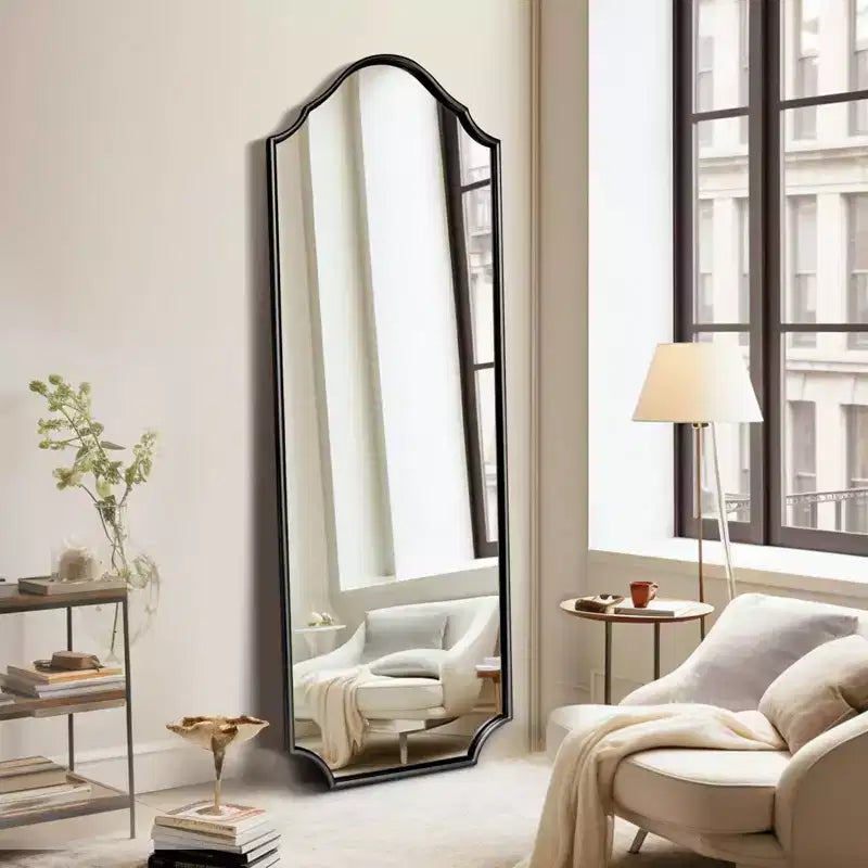 Miroir sur pied arqué en métal WallBeyond 65x22