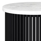 Table d'appoint Karl avec accents métalliques - WyndenHall