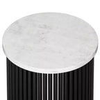 Table d'appoint Karl avec accents métalliques - WyndenHall