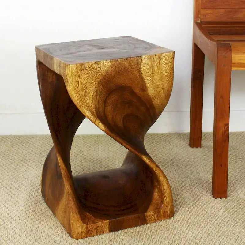 Tabouret tournant en bois 12 X 12 X 18 po. Noyer huilé