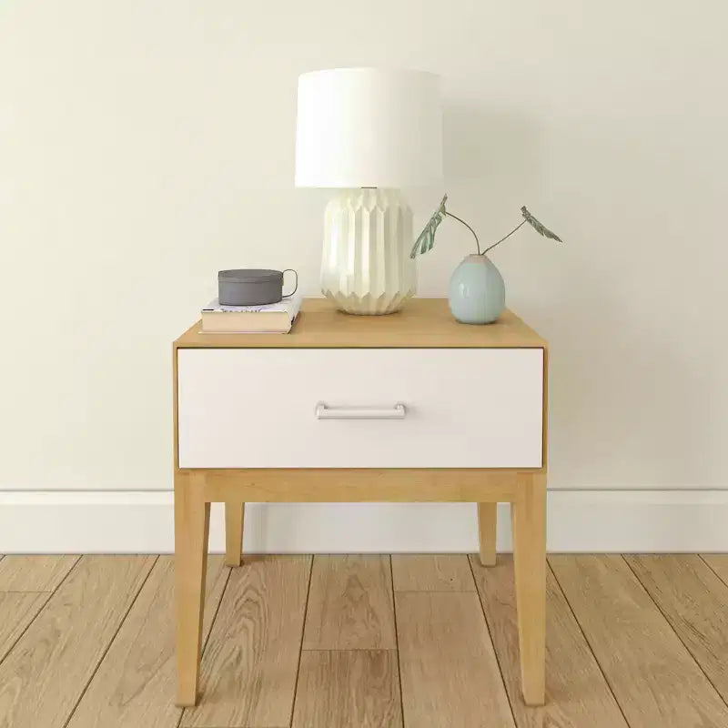 Table de chevet Duo en bois avec 1 tiroir Plank+Beam, table d'appoint en bois pour rangement de chambre, bout de canapé de chevet, blanc/bouleau