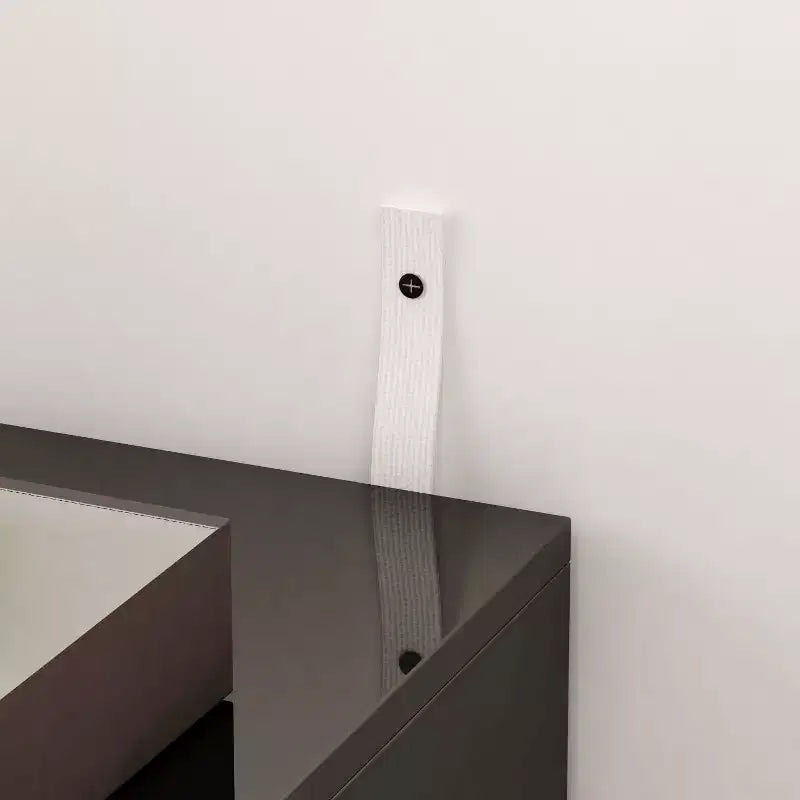 Commode moderne à 5 tiroirs Famapy, finition brillante, avec éclairage inférieur
