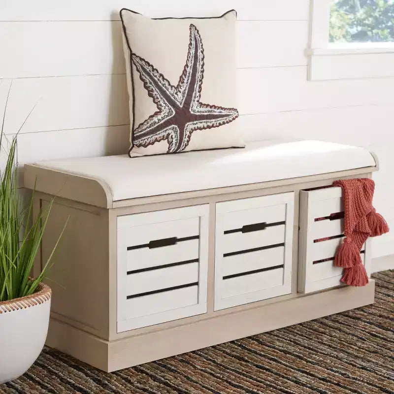 Banc de rangement Briar à 3 tiroirs avec coussin - BCH5700 - Safavieh