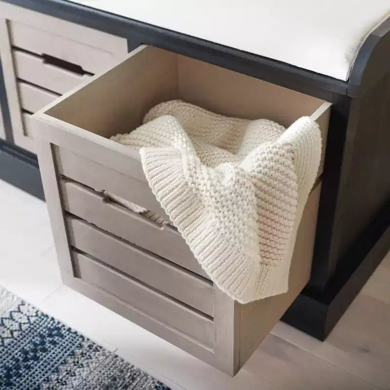 Banc de rangement Briar à 3 tiroirs avec coussin - BCH5700 - Safavieh