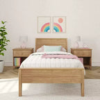 Cadre de lit jumeau Max & Lily, plateforme classique en bois massif avec tête de lit à panneaux pour enfants