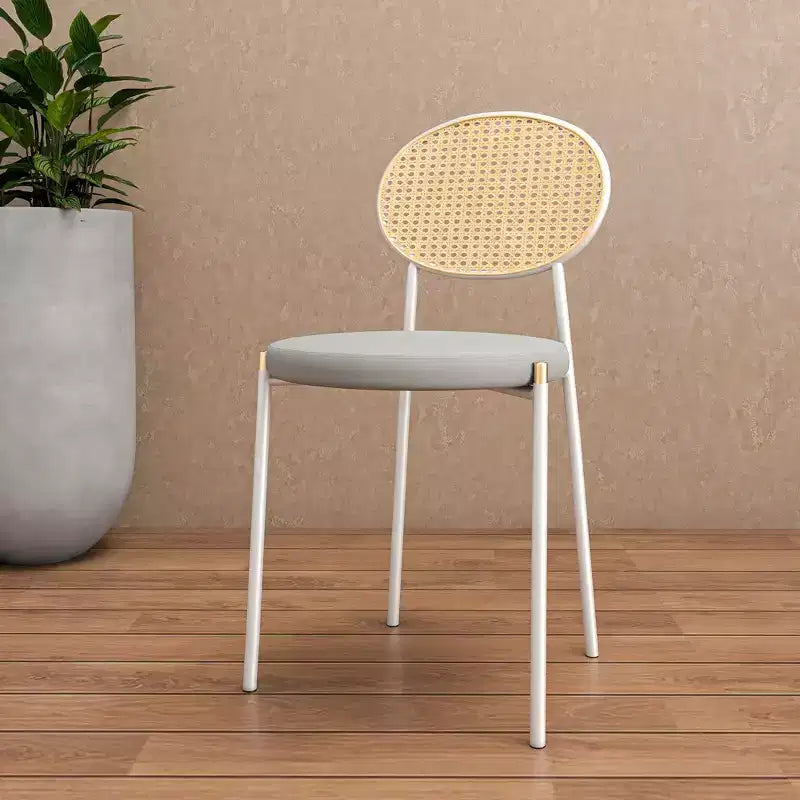 Chaise de salle à manger en velours LeisureMod Euston – Chaise à dossier ouvert en rotin avec base en acier inoxydable, assise moderne confortable pour cuisine, salle à manger, café