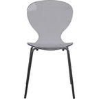 LeisureMod Oyster Chaises de salle à manger transparentes (Lot de 4) - Design incurvé empilable avec pieds en acier inoxydable noir pour cuisine ou salle à manger