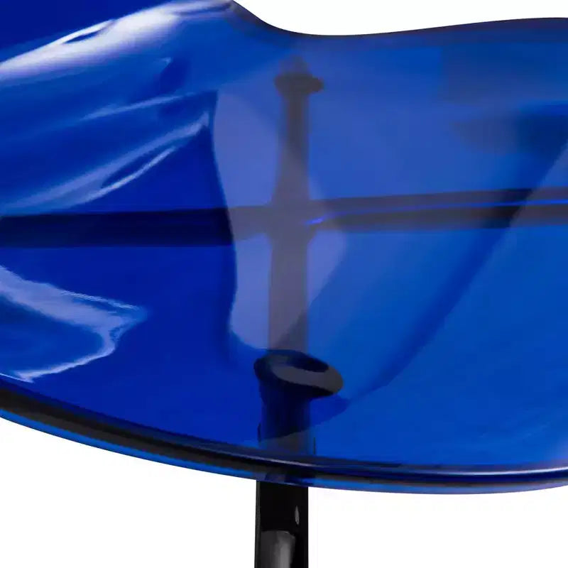 LeisureMod Oyster Chaises de salle à manger transparentes (Lot de 4) - Design incurvé empilable avec pieds en acier inoxydable noir pour cuisine ou salle à manger