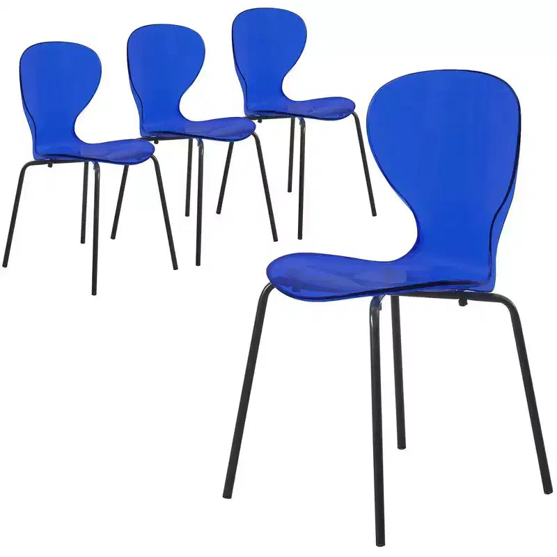 LeisureMod Oyster Chaises de salle à manger transparentes (Lot de 4) - Design incurvé empilable avec pieds en acier inoxydable noir pour cuisine ou salle à manger