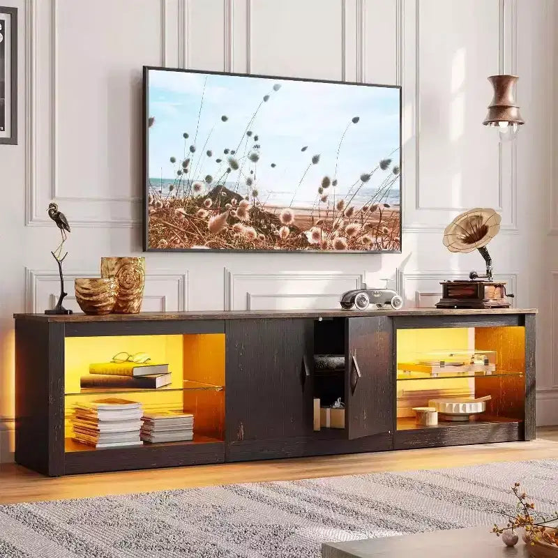 Meuble TV Bestier 70 LED pour téléviseurs jusqu'à 75 pouces, console média de centre de divertissement avec étagères réglables en verre trempé et rangement fermé pour le salon