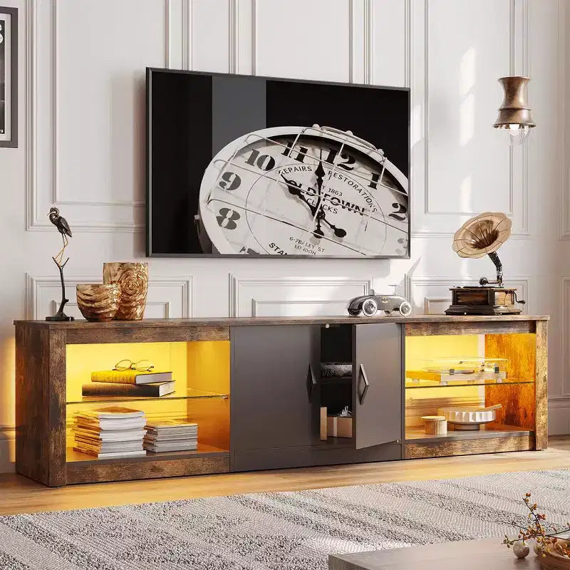 Meuble TV Bestier 70 LED pour téléviseurs jusqu'à 75 pouces, console média de centre de divertissement avec étagères réglables en verre trempé et rangement fermé pour le salon