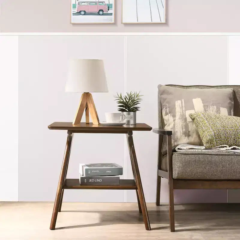 Table d'appoint avec étagère en bois Arona de style moderne du milieu du siècle par Roundhill Furniture